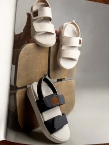 خرید کفش پیاده روی طبی